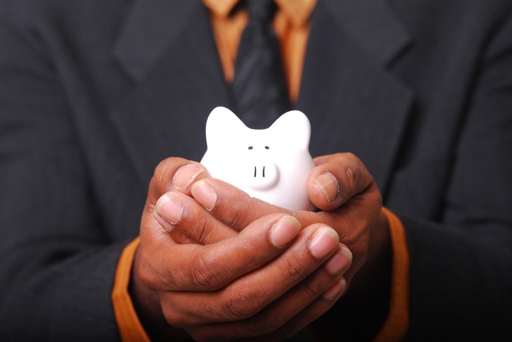 August Funding Details What to Look for in a Lender — Business/Money
